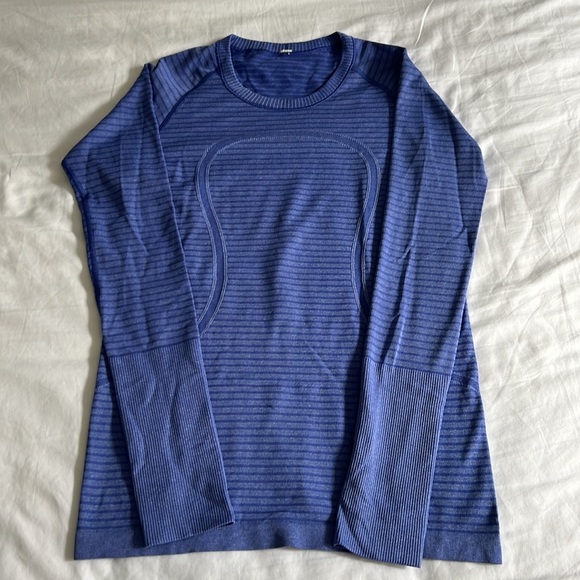 Lululemon Swiftly Tech Long-sleeve Shirt in Stripped Blue, Size 8 - Picture 3 of 6